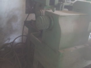 Centre Less Grinder