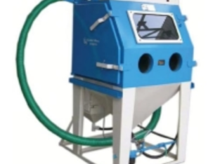 Suction Blasting Cabinet Machine